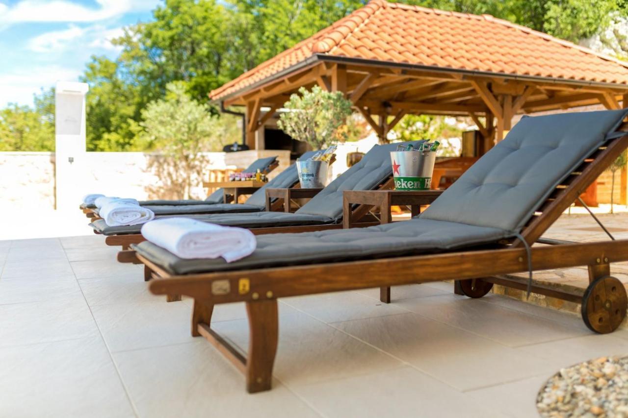 Luxury Villa Allen With Pool Klimno Ngoại thất bức ảnh